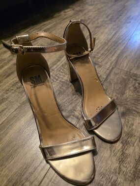 SM New York Metallic Gold Ankle-Strap Block Heel Sandals